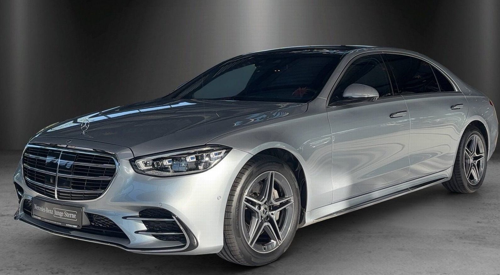 Mercedes-Benz S trieda Sedan