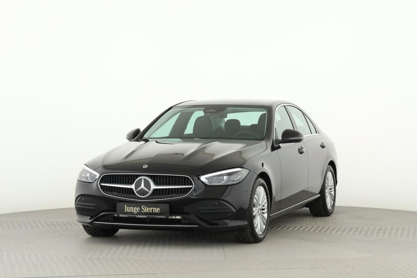 Mercedes-Benz C trieda Sedan