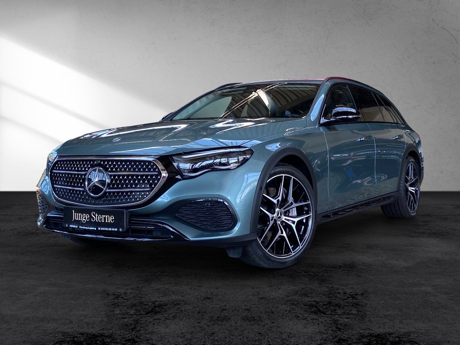 Mercedes-Benz E trieda Sedan