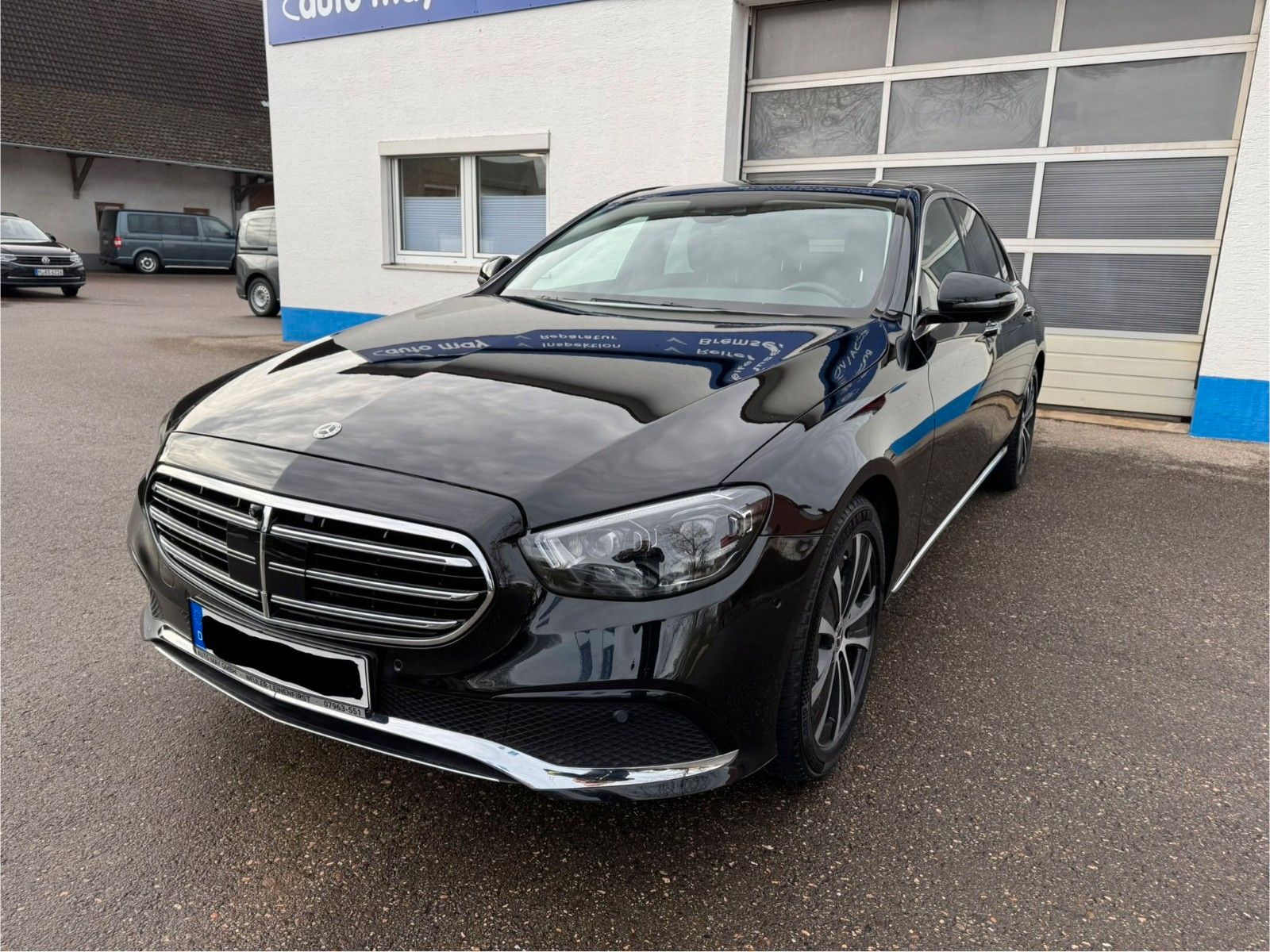 Mercedes-Benz E trieda Sedan